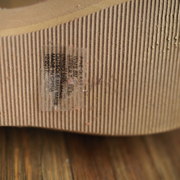 Pink Sandals 8 - Picture 4 of 4